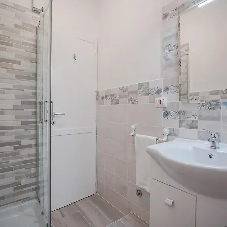 Residenza Aldo Moro * La Maddalena (Sassari)