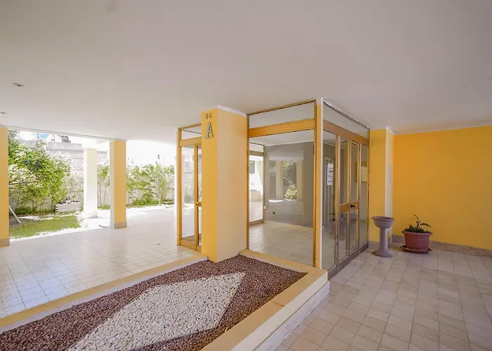 公寓 Residenza Aldo Moro 马达莱纳